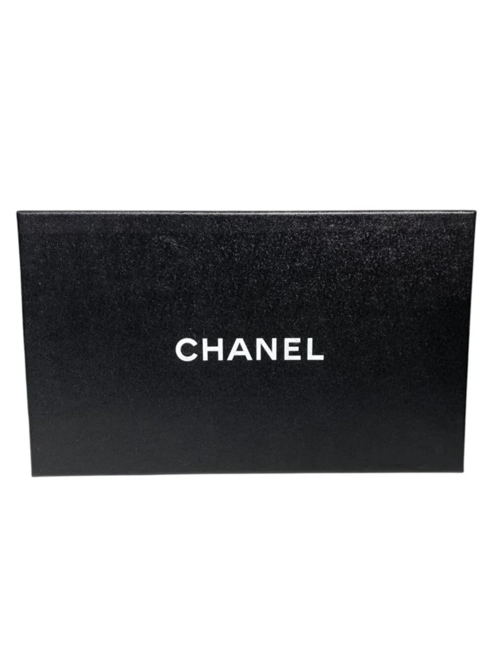 Chanel Tweed CC Logo